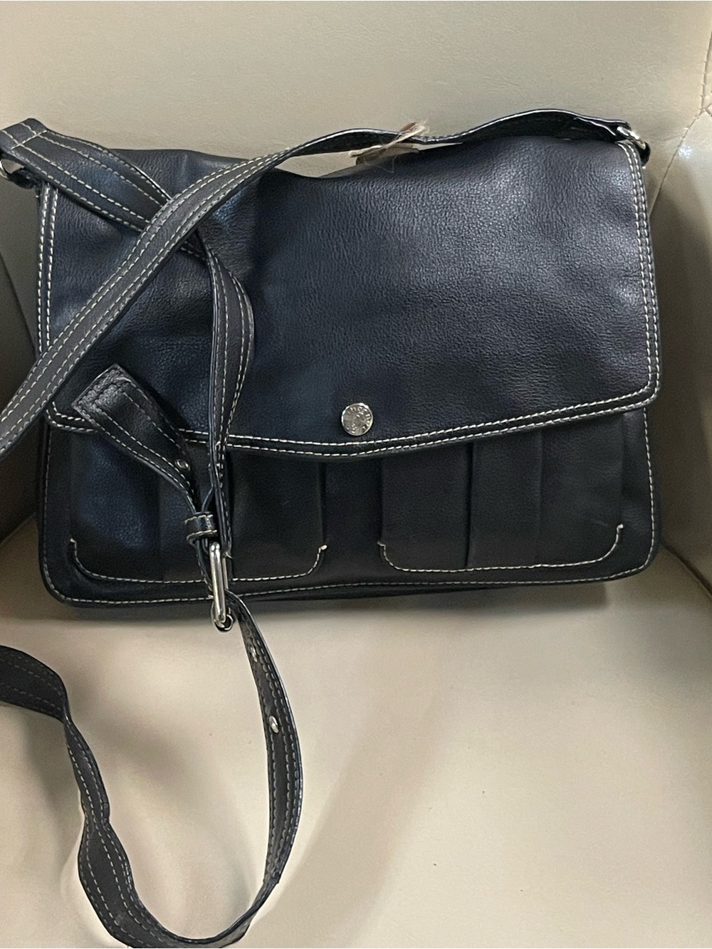 👛 25-Black Leather Crossbody Bag with Contrast Stitching